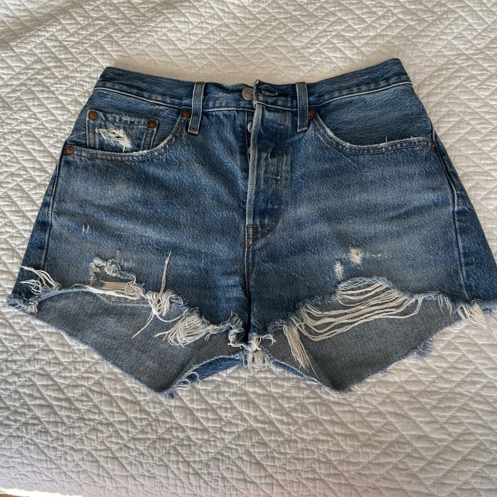 Levi's Distressed Frayed Hem Denim Shorts - Blue